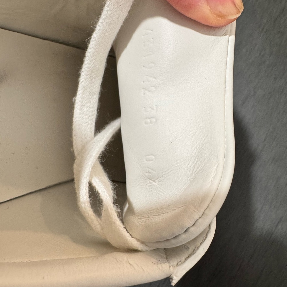 Gucci White Leather Sneakers with Green & Red Web and Gold Bee - Picture 11 of 12